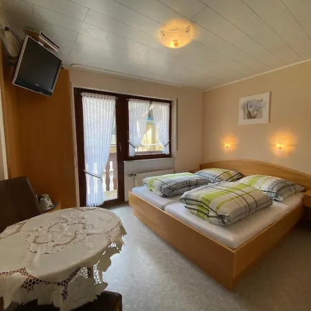 Gaestehaus Im Oberdorf בית הארחה *