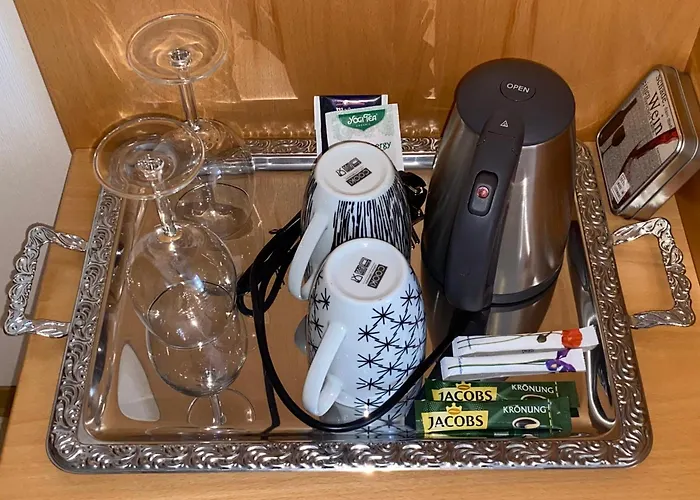 בית הארחה Gaestehaus Im Oberdorf *